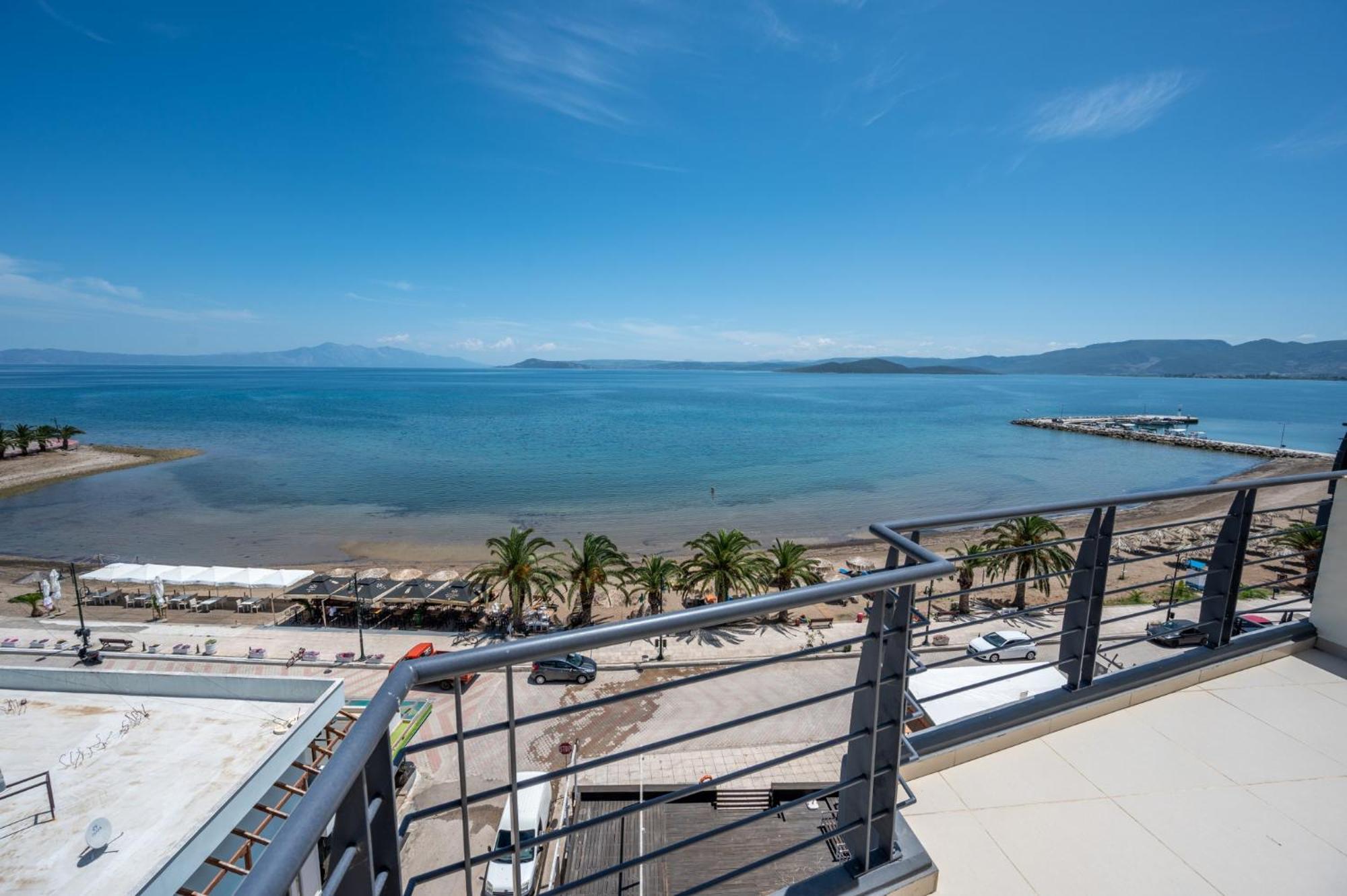 Sea La Vie & Maisonette Apartment Livanatai